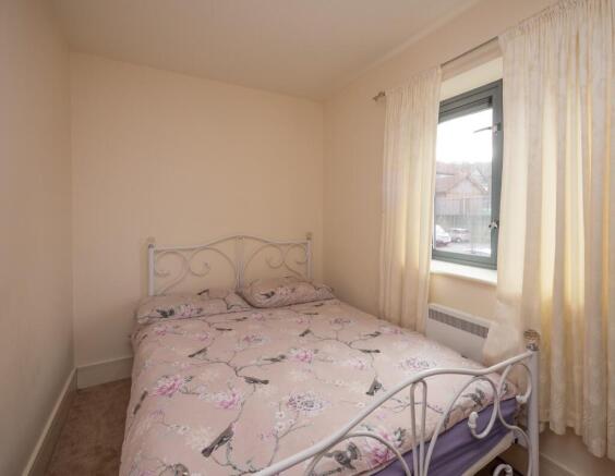 2 bed Apartment to rent Image 5