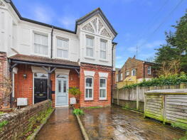 Flat 2, 13, Harrow Road, Heene, Worthing BN11 4RB