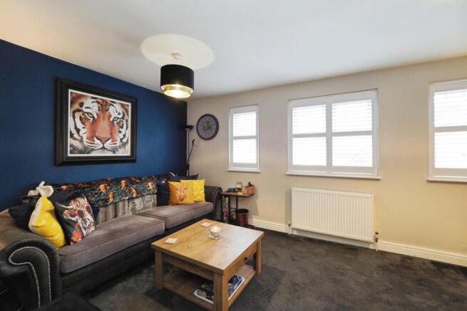 3 bed Terraced for sale Image 7