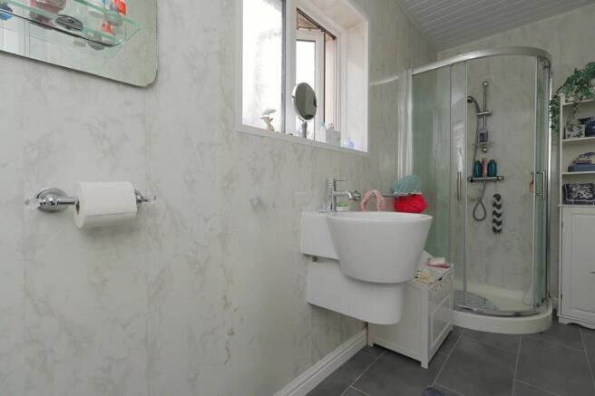 2 bed Terraced for sale Image 10