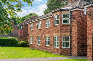 4, Waterside Gardens, York YO31 9BF