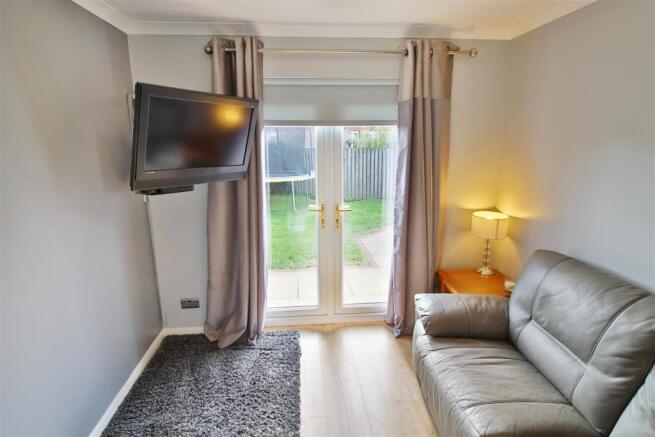 HazelwoodGrove_FamilyRoom_3.jpg