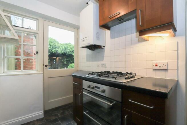 Kitchen 4.jpg