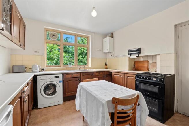 Kitchen_1.jpeg