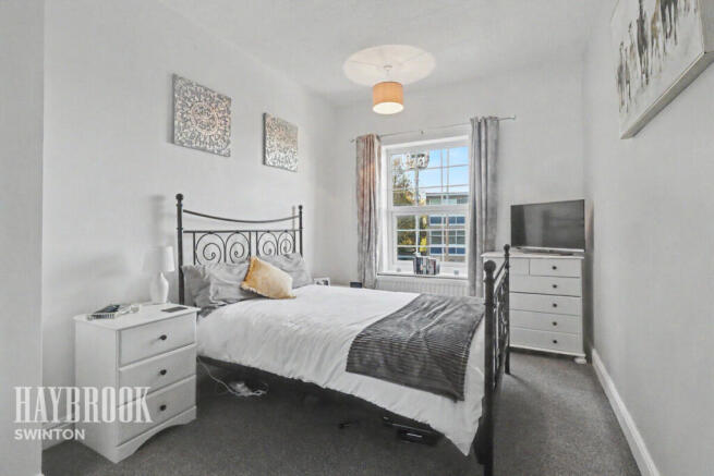 3 bed Terraced for sale Image 9