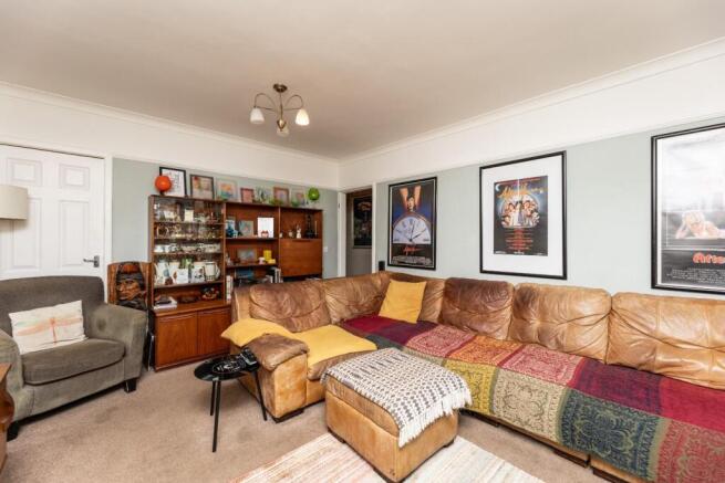 2 bed Semi-Detached for sale Image 7