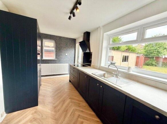 Wistaston Avenue, Wistaston, Crewe, Cheshire, CW2 photo 5