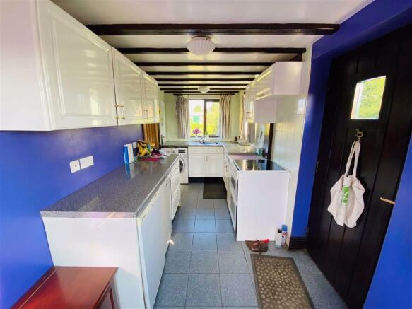 KITCHEN/DINER
