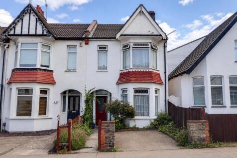 St. Georges Park Avenue, Westcliff-on-Sea