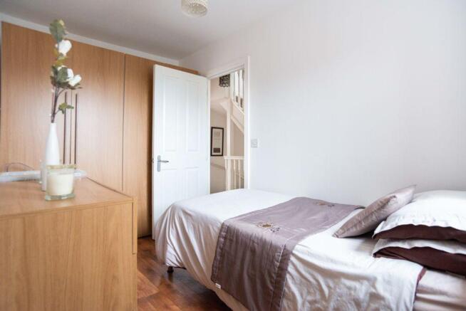 Bedroom 2 (Double)