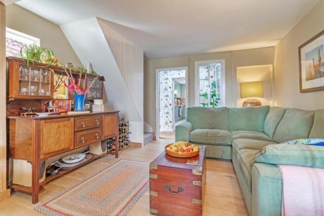 Sitting/dining room
