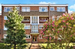 14, 24 Marlborough Gardens, Lovelace Road, Surbiton KT6 6NF