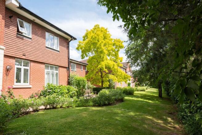 Farthing Court