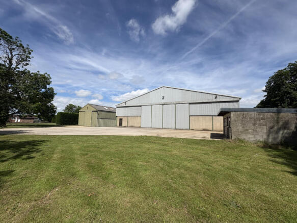 3 bed Farm House for sale Image 10