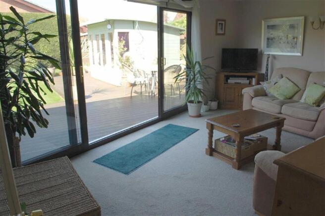 GARDEN ROOM