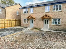 56, Longmeadow, Lode CB25 9HA