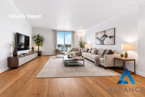 Narrow Street, London, E14