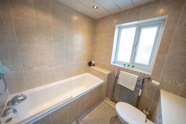 Family bathroom/w.c.