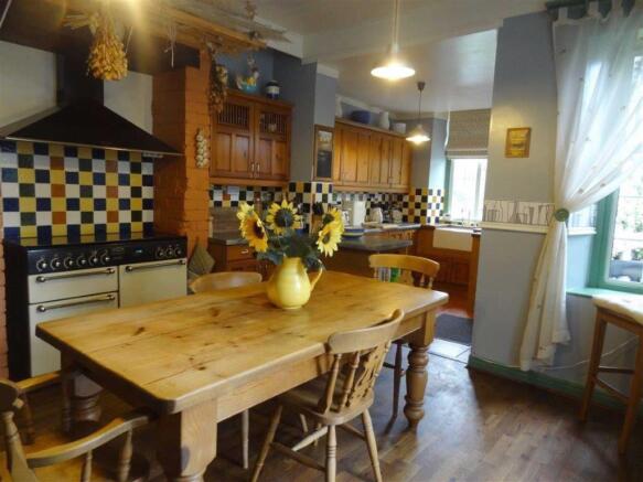 DINING KITCHEN