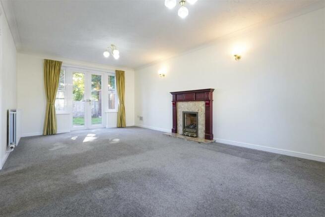 4 bed Detached for sale Image 4