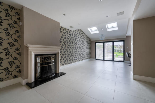 Flag Lane North, Upton, Chester photo 4