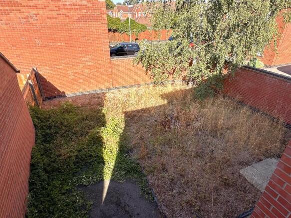 Rear Garden 832
