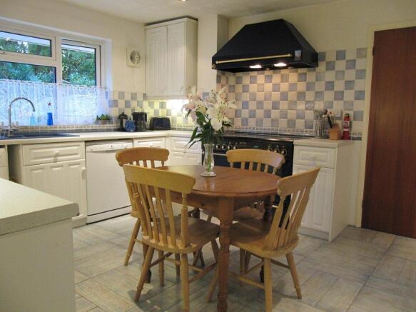 Kitchen/Breakfast Ro