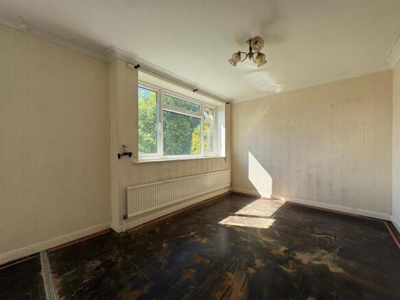 3 bed Detached Bungalow for sale Image 5