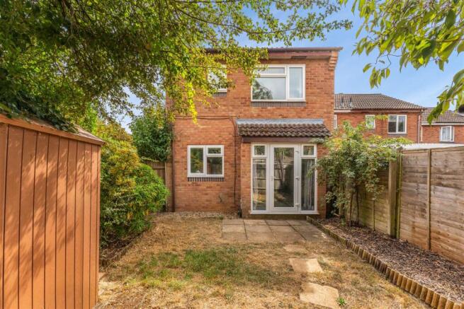 82 Winchelsea Close, Banbury-14.jpg