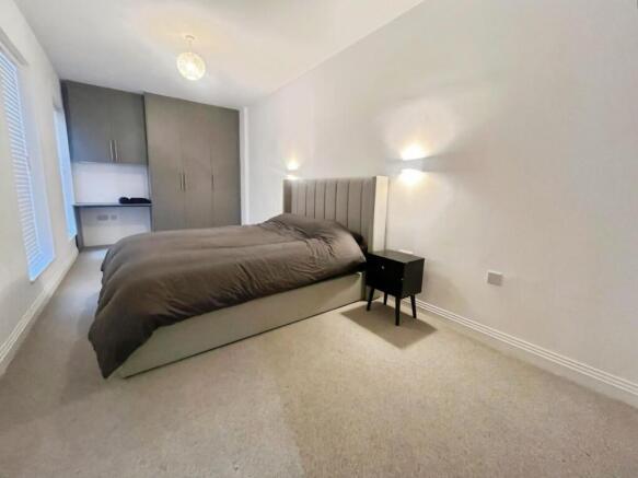 Hanwell bedroom 2.jpg