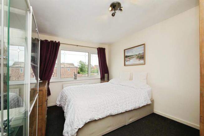 3 bed Semi-Detached for sale Image 11