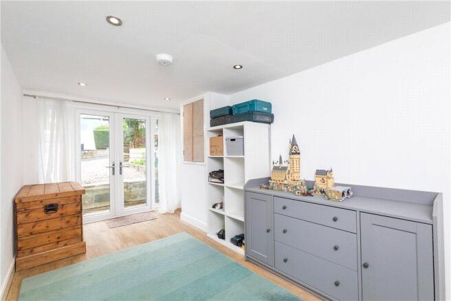 3 bed Bungalow for sale Image 11