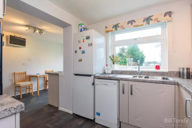 Bracken Close, Burntwood, WS7 photo 3