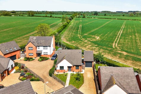 Pheasant Drive, Walgrave, NN6