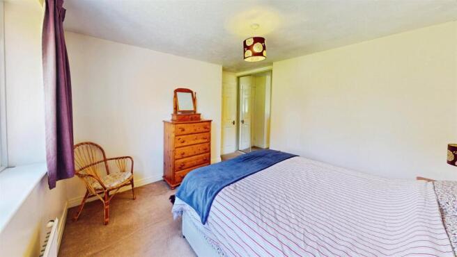 3 bed Detached for sale Image 11