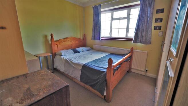 Bed5.JPG