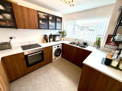 A Stylish Modern Home Offering Excellent Value For Money & Close To Amenities