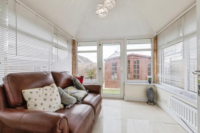 3 bed Bungalow for sale Image 6