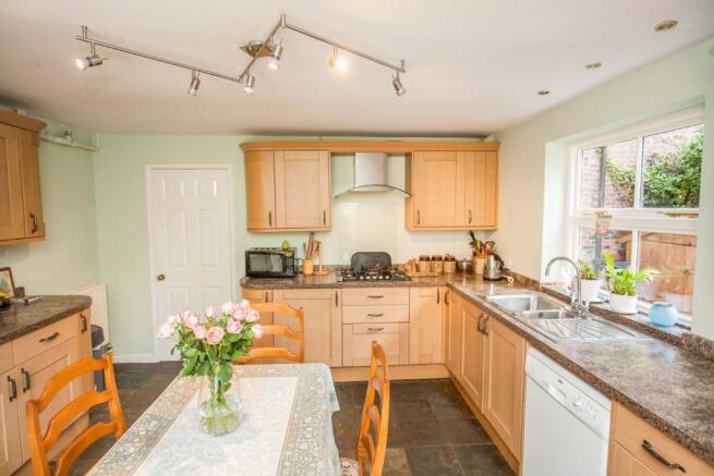 Kitchen/breakfast ro