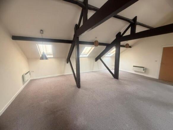 House in Nottingham - View 4