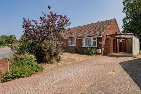 Park Crescent, Little Paxton, St. Neots, Cambridgeshire, PE19 6ER