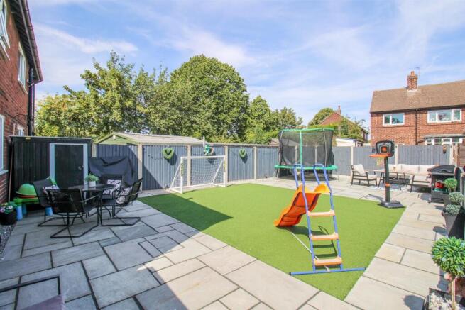 2 bed Semi-Detached for sale Image 12