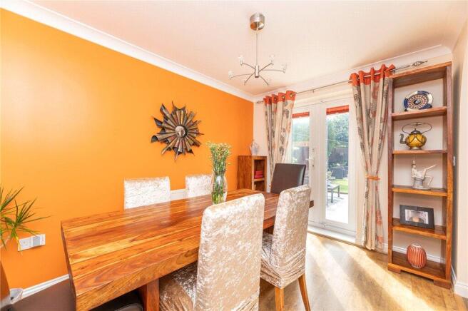 4 bed Detached for sale Image 5