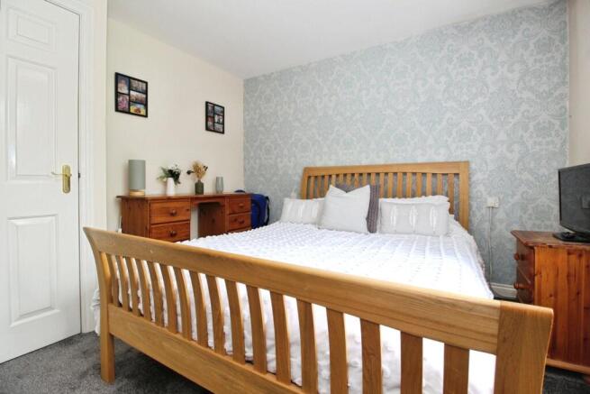 3 bed Terraced for sale Image 5