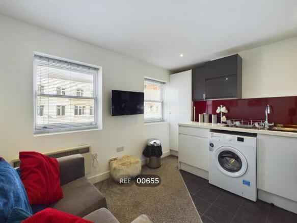 Kitchen & Living area