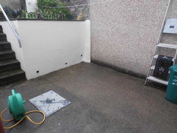 a-abergwawrpl1.patio