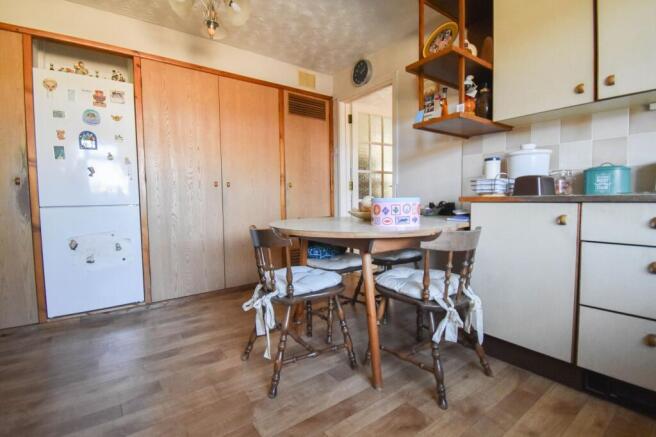 Highbury Grove, Clapham, MK41 photo 4