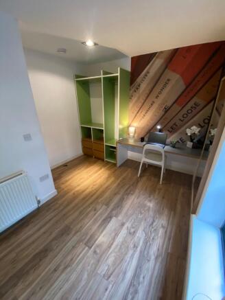 1 bed Terraced to rent Image 5