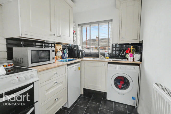 1 bed Bungalow for sale Image 3