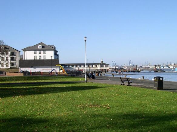 Gravesend Promena...